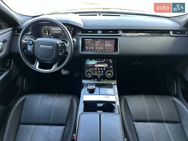 Чорний Ленд Ровер Рендж Ровер Велар, об'ємом двигуна 2 л та пробігом 83 тис. км за 32900 $, фото 24 на Automoto.ua