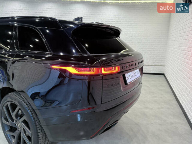 Черный Ленд Ровер Рендж Ровер Велар, объемом двигателя 2 л и пробегом 90 тыс. км за 39999 $, фото 14 на Automoto.ua