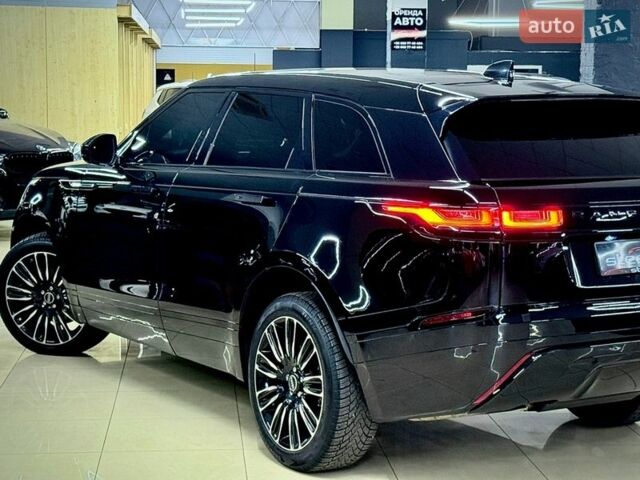 Черный Ленд Ровер Рендж Ровер Велар, объемом двигателя 2 л и пробегом 58 тыс. км за 37999 $, фото 15 на Automoto.ua