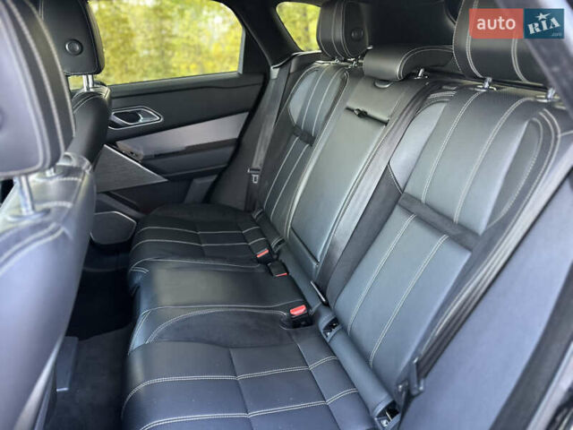 Чорний Ленд Ровер Рендж Ровер Велар, об'ємом двигуна 2 л та пробігом 83 тис. км за 32900 $, фото 39 на Automoto.ua