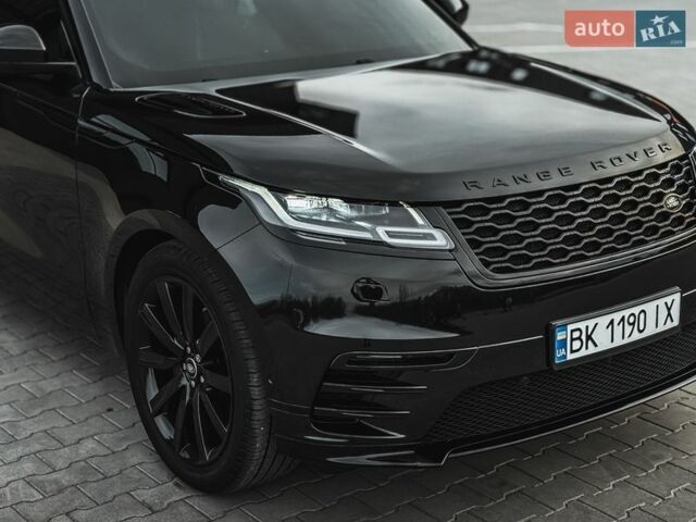 Черный Ленд Ровер Рендж Ровер Велар, объемом двигателя 2 л и пробегом 136 тыс. км за 53000 $, фото 2 на Automoto.ua