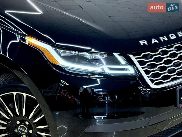 Черный Ленд Ровер Рендж Ровер Велар, объемом двигателя 2 л и пробегом 58 тыс. км за 37999 $, фото 7 на Automoto.ua