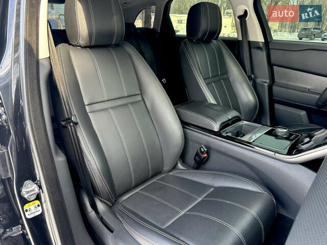 Чорний Ленд Ровер Рендж Ровер Велар, об'ємом двигуна 2 л та пробігом 114 тис. км за 34200 $, фото 26 на Automoto.ua