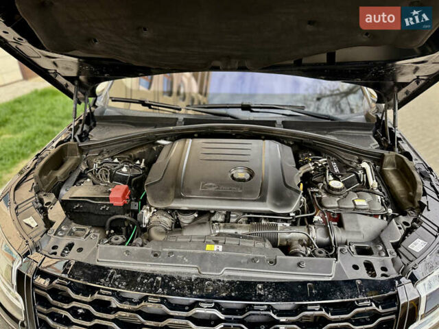 Черный Ленд Ровер Рендж Ровер Велар, объемом двигателя 2 л и пробегом 90 тыс. км за 39999 $, фото 44 на Automoto.ua