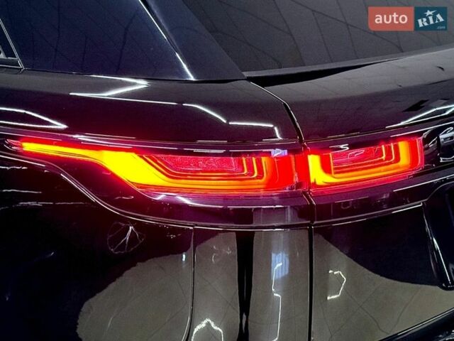 Черный Ленд Ровер Рендж Ровер Велар, объемом двигателя 2 л и пробегом 58 тыс. км за 37999 $, фото 17 на Automoto.ua