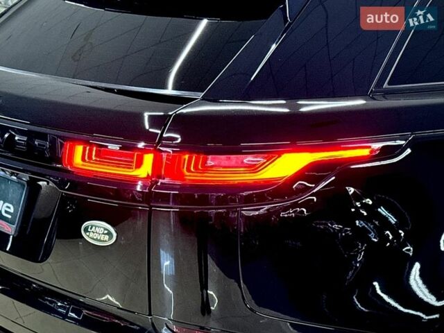 Черный Ленд Ровер Рендж Ровер Велар, объемом двигателя 2 л и пробегом 58 тыс. км за 37999 $, фото 12 на Automoto.ua
