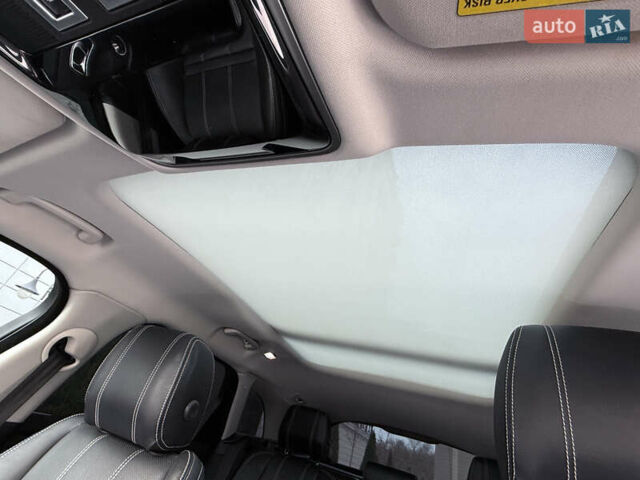 Черный Ленд Ровер Рендж Ровер Велар, объемом двигателя 2 л и пробегом 90 тыс. км за 39999 $, фото 120 на Automoto.ua