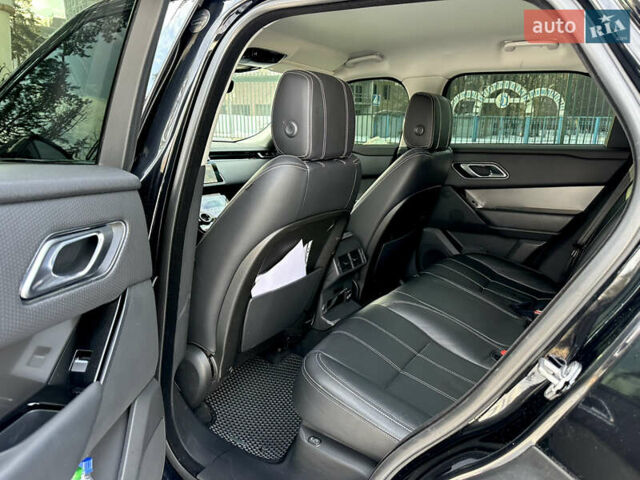 Чорний Ленд Ровер Рендж Ровер Велар, об'ємом двигуна 2 л та пробігом 114 тис. км за 34200 $, фото 28 на Automoto.ua