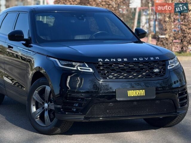 Черный Ленд Ровер Рендж Ровер Велар, объемом двигателя 2 л и пробегом 90 тыс. км за 35500 $, фото 5 на Automoto.ua