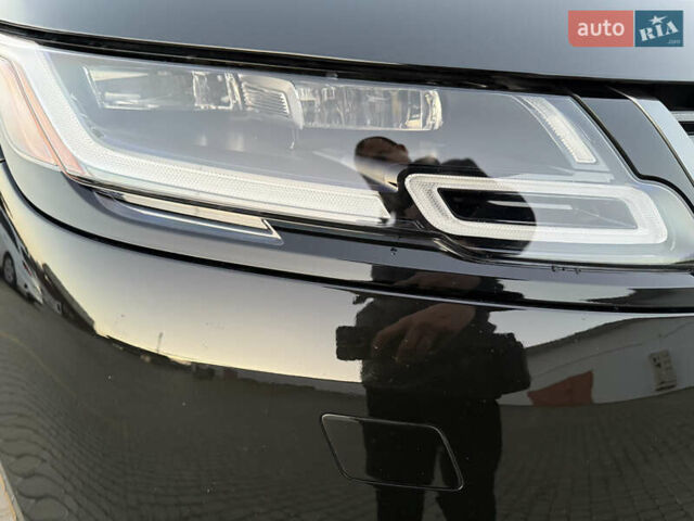 Черный Ленд Ровер Рендж Ровер Велар, объемом двигателя 3 л и пробегом 70 тыс. км за 45000 $, фото 29 на Automoto.ua