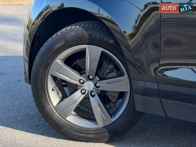 Черный Ленд Ровер Рендж Ровер Велар, объемом двигателя 2 л и пробегом 90 тыс. км за 35500 $, фото 18 на Automoto.ua