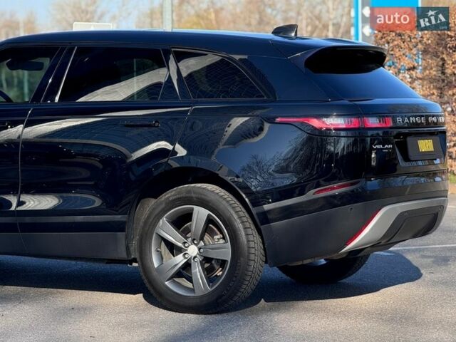 Черный Ленд Ровер Рендж Ровер Велар, объемом двигателя 2 л и пробегом 90 тыс. км за 35500 $, фото 12 на Automoto.ua
