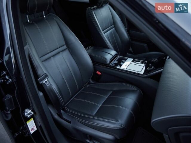 Черный Ленд Ровер Рендж Ровер Велар, объемом двигателя 2 л и пробегом 94 тыс. км за 36700 $, фото 19 на Automoto.ua