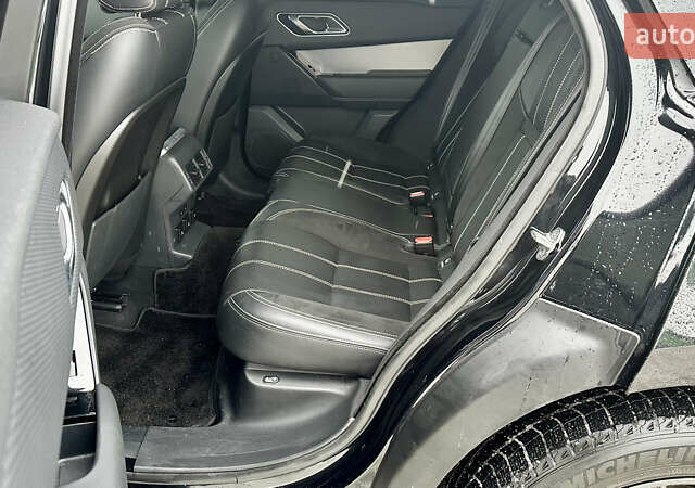 Черный Ленд Ровер Рендж Ровер Велар, объемом двигателя 2 л и пробегом 112 тыс. км за 34999 $, фото 33 на Automoto.ua