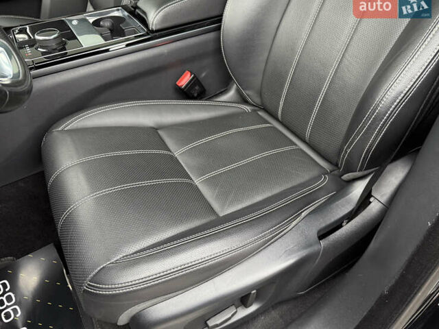 Черный Ленд Ровер Рендж Ровер Велар, объемом двигателя 3 л и пробегом 81 тыс. км за 45800 $, фото 26 на Automoto.ua