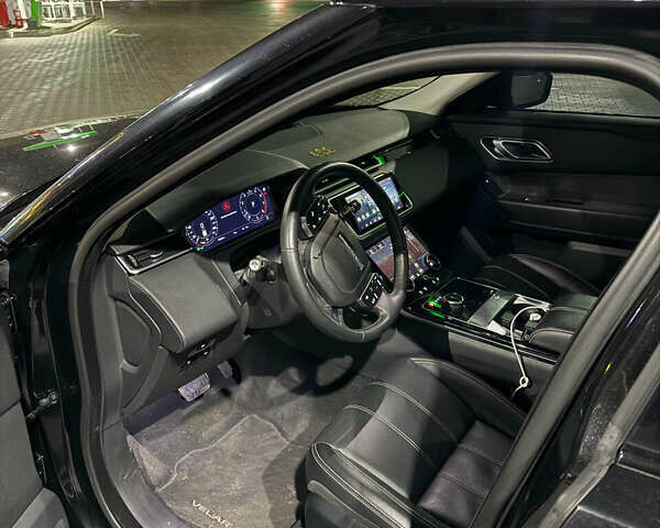 Чорний Ленд Ровер Рендж Ровер Велар, об'ємом двигуна 3 л та пробігом 108 тис. км за 35100 $, фото 8 на Automoto.ua