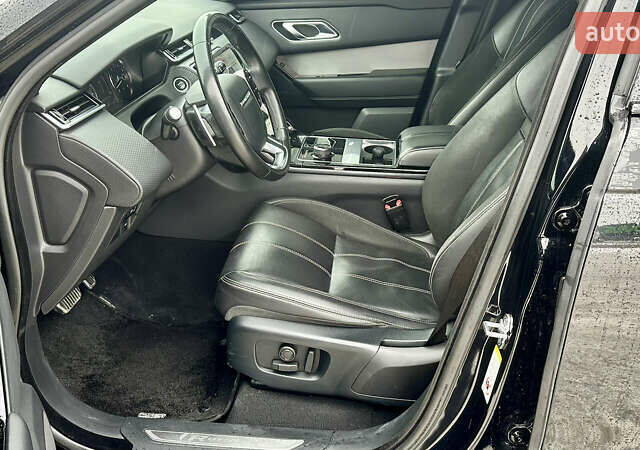 Черный Ленд Ровер Рендж Ровер Велар, объемом двигателя 2 л и пробегом 112 тыс. км за 34999 $, фото 29 на Automoto.ua