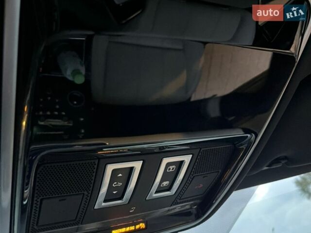 Черный Ленд Ровер Рендж Ровер Велар, объемом двигателя 2 л и пробегом 92 тыс. км за 36500 $, фото 23 на Automoto.ua