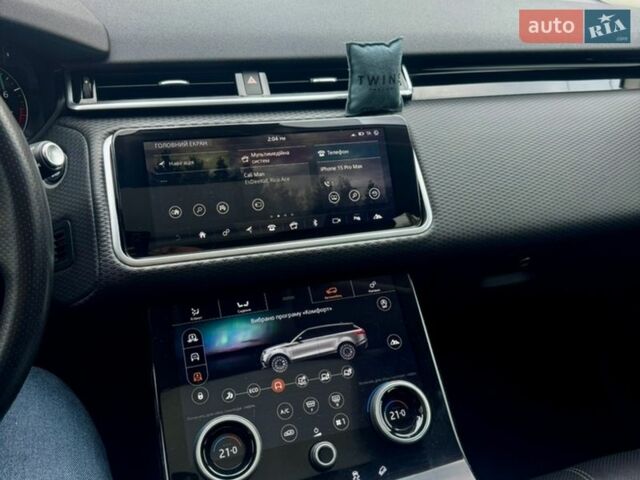 Черный Ленд Ровер Рендж Ровер Велар, объемом двигателя 3 л и пробегом 110 тыс. км за 36000 $, фото 17 на Automoto.ua