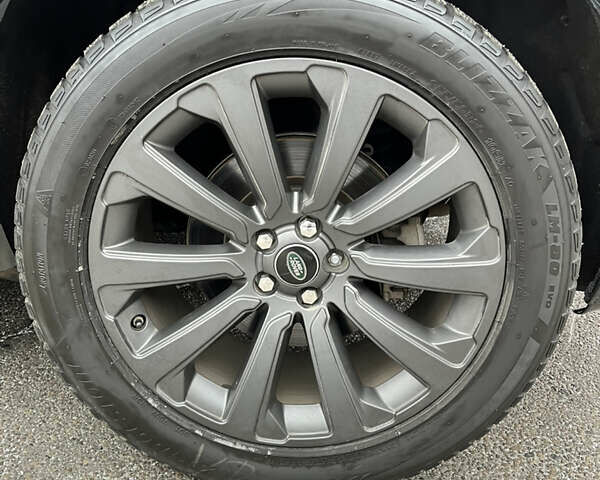 Чорний Ленд Ровер Рендж Ровер Велар, об'ємом двигуна 2 л та пробігом 91 тис. км за 39500 $, фото 34 на Automoto.ua