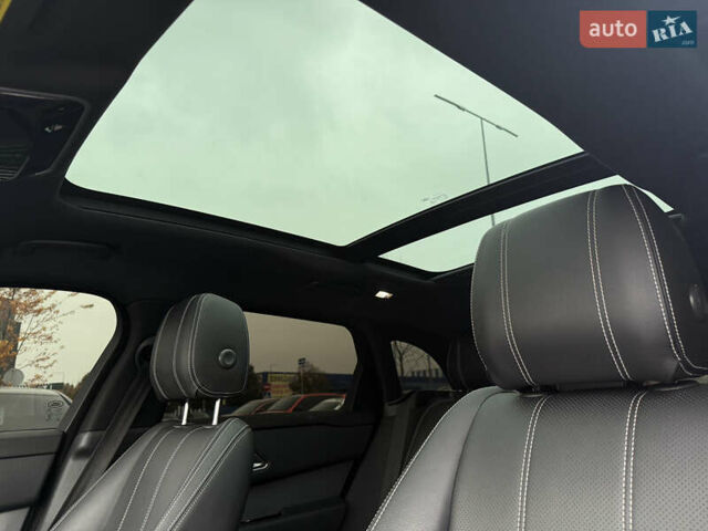 Черный Ленд Ровер Рендж Ровер Велар, объемом двигателя 3 л и пробегом 81 тыс. км за 45800 $, фото 27 на Automoto.ua