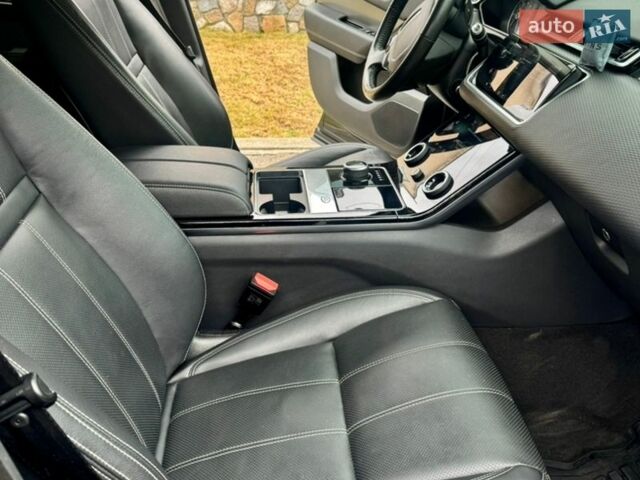 Черный Ленд Ровер Рендж Ровер Велар, объемом двигателя 3 л и пробегом 110 тыс. км за 36000 $, фото 13 на Automoto.ua