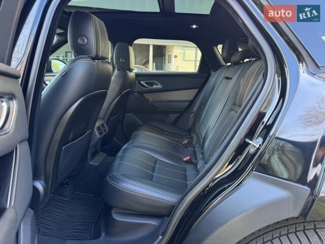 Черный Ленд Ровер Рендж Ровер Велар, объемом двигателя 2 л и пробегом 90 тыс. км за 35500 $, фото 32 на Automoto.ua