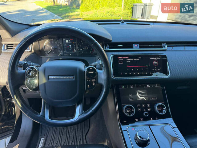 Черный Ленд Ровер Рендж Ровер Велар, объемом двигателя 2 л и пробегом 89 тыс. км за 38900 $, фото 14 на Automoto.ua