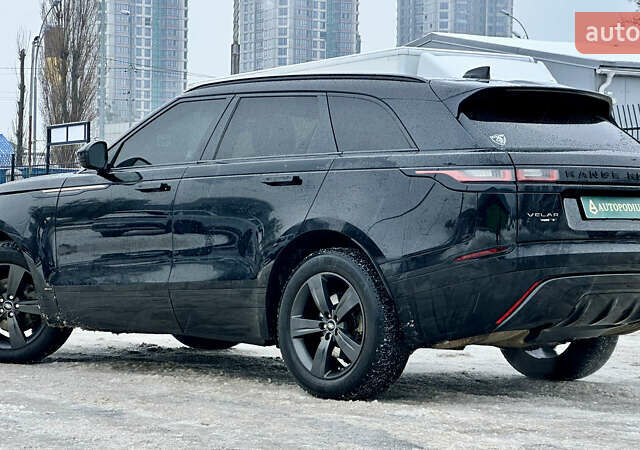 Черный Ленд Ровер Рендж Ровер Велар, объемом двигателя 2 л и пробегом 112 тыс. км за 34999 $, фото 3 на Automoto.ua