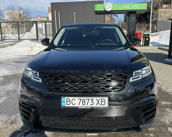 Черный Ленд Ровер Рендж Ровер Велар, объемом двигателя 2 л и пробегом 129 тыс. км за 34000 $, фото 1 на Automoto.ua