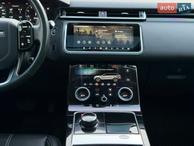 Черный Ленд Ровер Рендж Ровер Велар, объемом двигателя 2 л и пробегом 224 тыс. км за 29000 $, фото 11 на Automoto.ua