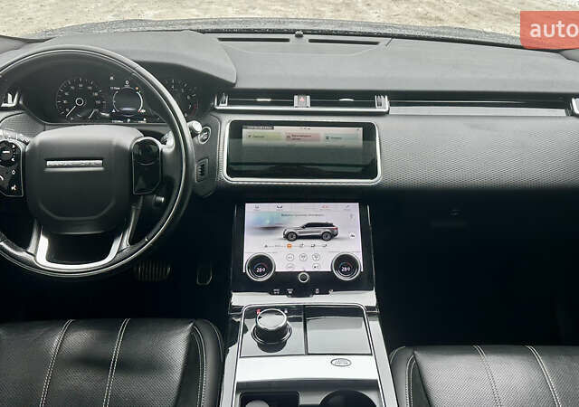 Черный Ленд Ровер Рендж Ровер Велар, объемом двигателя 2 л и пробегом 112 тыс. км за 34999 $, фото 46 на Automoto.ua