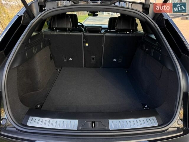 Черный Ленд Ровер Рендж Ровер Велар, объемом двигателя 2 л и пробегом 90 тыс. км за 35500 $, фото 33 на Automoto.ua