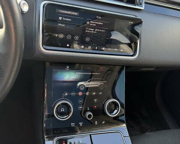 Черный Ленд Ровер Рендж Ровер Велар, объемом двигателя 2 л и пробегом 129 тыс. км за 34000 $, фото 8 на Automoto.ua