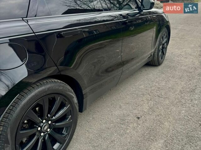 Черный Ленд Ровер Рендж Ровер Велар, объемом двигателя 3 л и пробегом 110 тыс. км за 36000 $, фото 5 на Automoto.ua