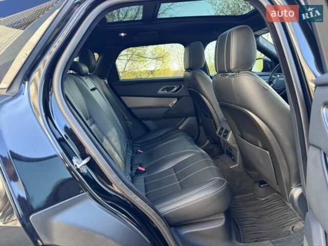 Черный Ленд Ровер Рендж Ровер Велар, объемом двигателя 2 л и пробегом 90 тыс. км за 35500 $, фото 36 на Automoto.ua