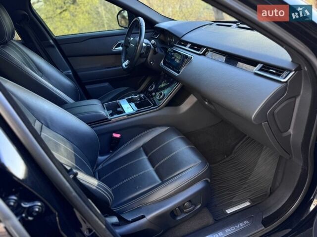 Черный Ленд Ровер Рендж Ровер Велар, объемом двигателя 2 л и пробегом 90 тыс. км за 35500 $, фото 37 на Automoto.ua
