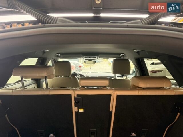 Черный Ленд Ровер Рендж Ровер Велар, объемом двигателя 2.99 л и пробегом 185 тыс. км за 41900 $, фото 19 на Automoto.ua