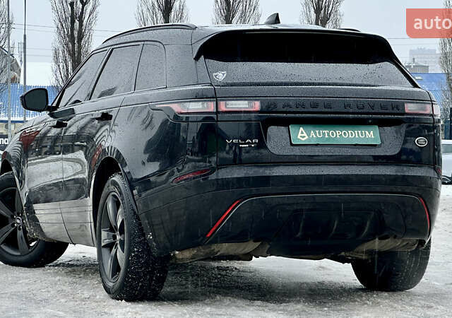 Черный Ленд Ровер Рендж Ровер Велар, объемом двигателя 2 л и пробегом 112 тыс. км за 34999 $, фото 2 на Automoto.ua