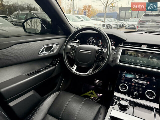 Черный Ленд Ровер Рендж Ровер Велар, объемом двигателя 3 л и пробегом 81 тыс. км за 45800 $, фото 46 на Automoto.ua