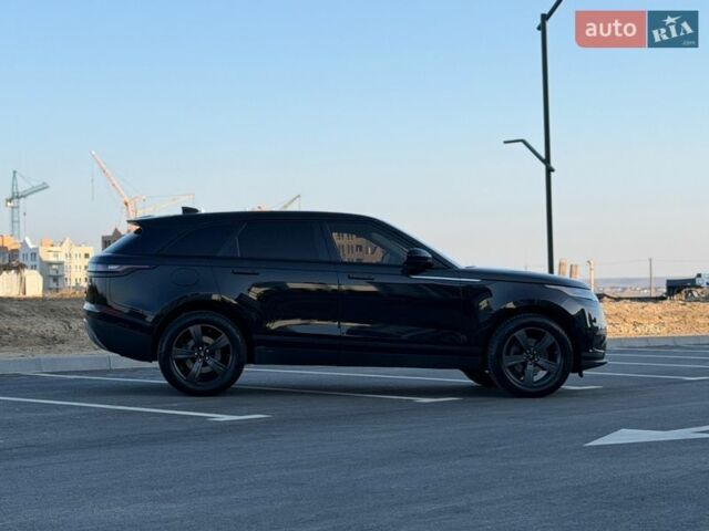 Черный Ленд Ровер Рендж Ровер Велар, объемом двигателя 2 л и пробегом 224 тыс. км за 29000 $, фото 5 на Automoto.ua