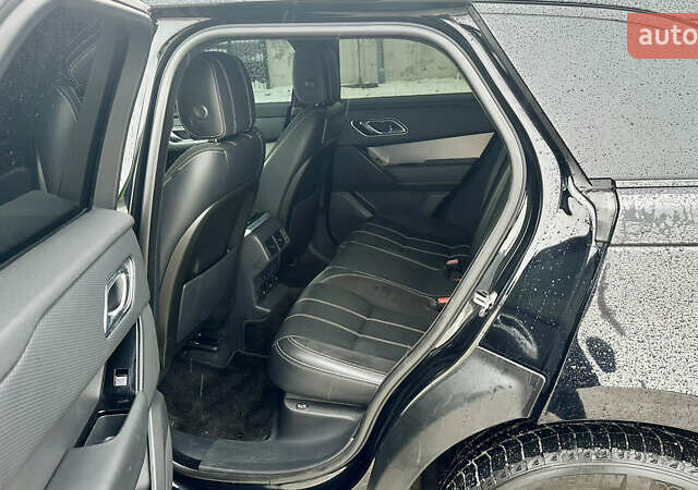 Черный Ленд Ровер Рендж Ровер Велар, объемом двигателя 2 л и пробегом 112 тыс. км за 34999 $, фото 32 на Automoto.ua