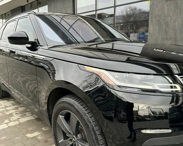 Черный Ленд Ровер Рендж Ровер Велар, объемом двигателя 2 л и пробегом 191 тыс. км за 28800 $, фото 6 на Automoto.ua