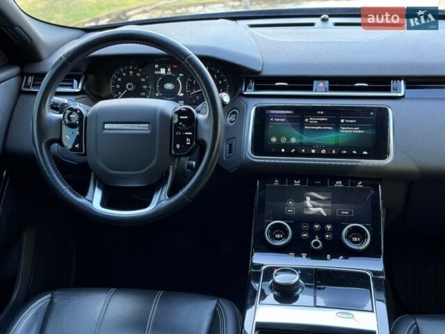 Черный Ленд Ровер Рендж Ровер Велар, объемом двигателя 2 л и пробегом 90 тыс. км за 35500 $, фото 22 на Automoto.ua