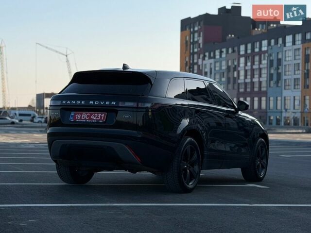 Черный Ленд Ровер Рендж Ровер Велар, объемом двигателя 2 л и пробегом 224 тыс. км за 29000 $, фото 3 на Automoto.ua