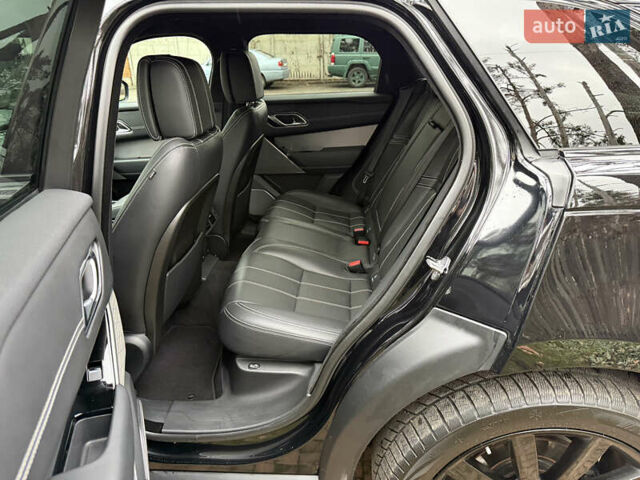 Черный Ленд Ровер Рендж Ровер Велар, объемом двигателя 2.99 л и пробегом 129 тыс. км за 44900 $, фото 99 на Automoto.ua