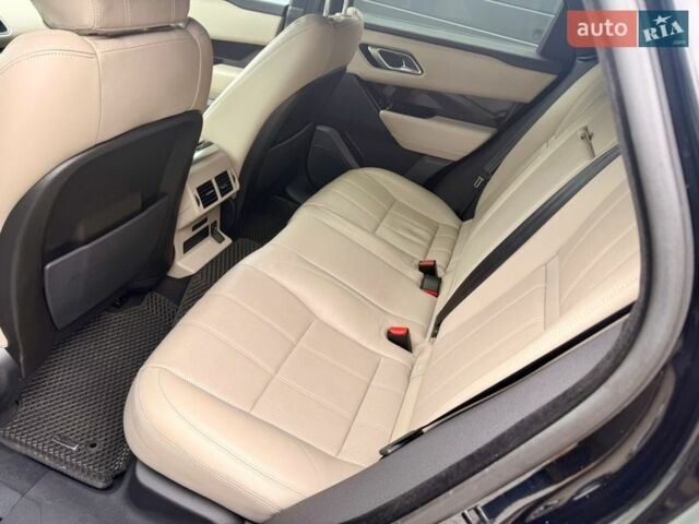 Черный Ленд Ровер Рендж Ровер Велар, объемом двигателя 2.99 л и пробегом 185 тыс. км за 41900 $, фото 11 на Automoto.ua