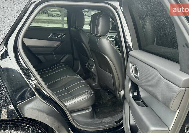 Черный Ленд Ровер Рендж Ровер Велар, объемом двигателя 2 л и пробегом 112 тыс. км за 34999 $, фото 35 на Automoto.ua