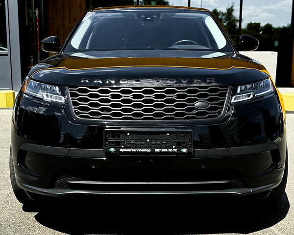 Чорний Ленд Ровер Рендж Ровер Велар, об'ємом двигуна 2 л та пробігом 82 тис. км за 35400 $, фото 6 на Automoto.ua