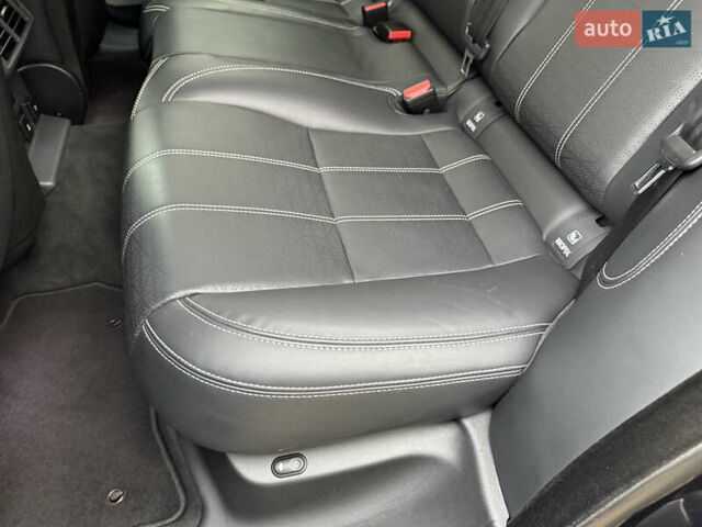 Черный Ленд Ровер Рендж Ровер Велар, объемом двигателя 2.99 л и пробегом 129 тыс. км за 44900 $, фото 101 на Automoto.ua